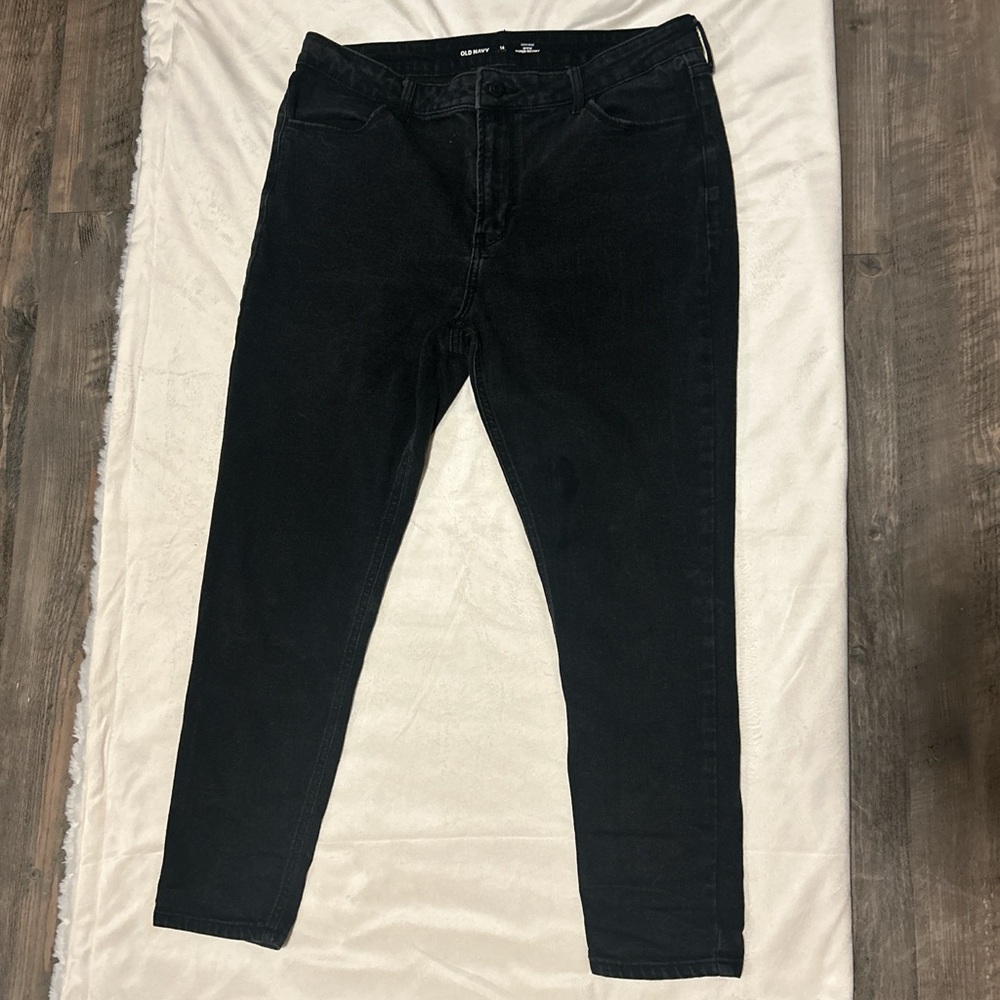 Old Navy High Rise Super-Skinny Women’s Black Jeans